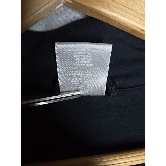 Calgary Flames Quarter Zip Pullover Shirt Level Wear, Sz Large, Black - Picture 8 of 8